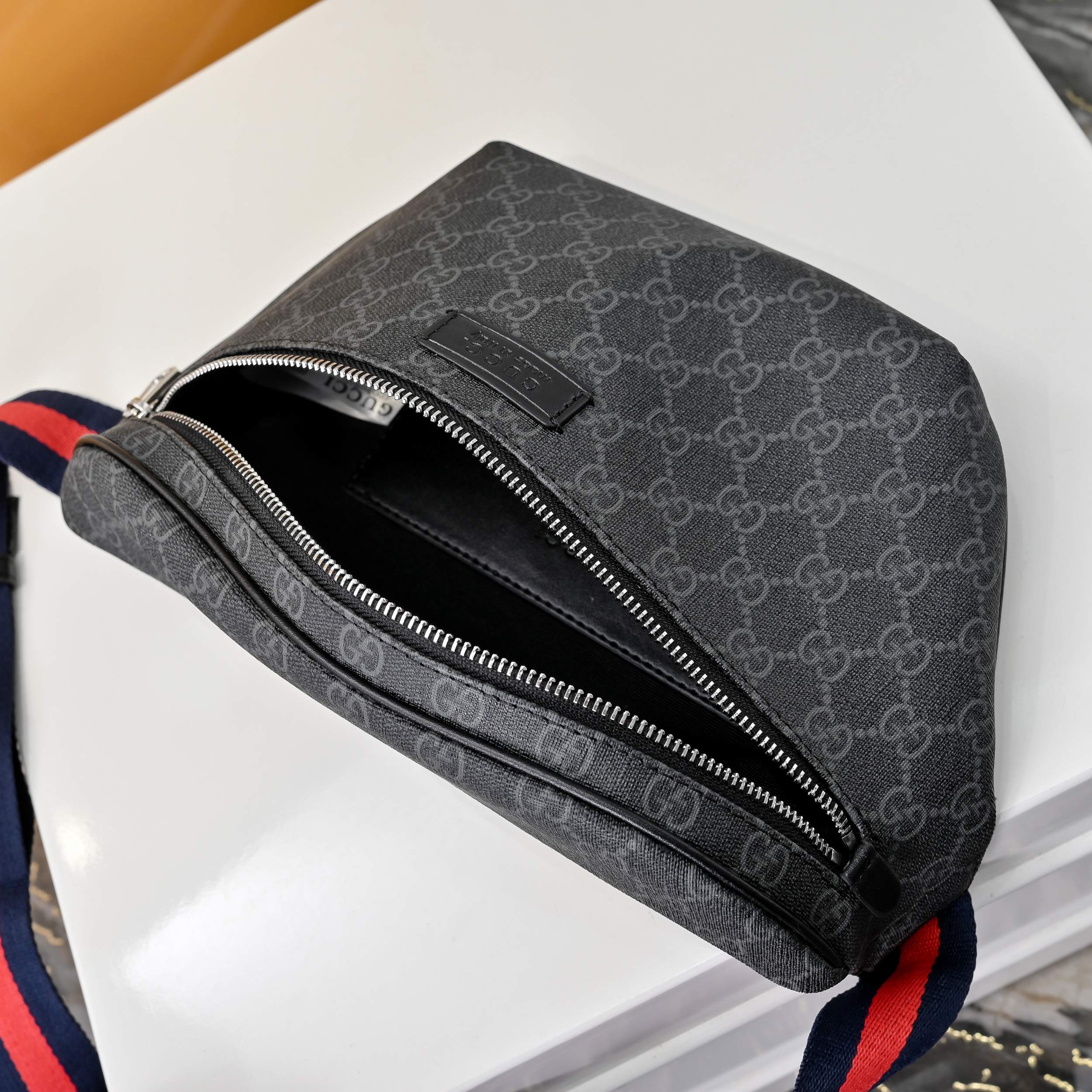 Hype-Beast Essential      .