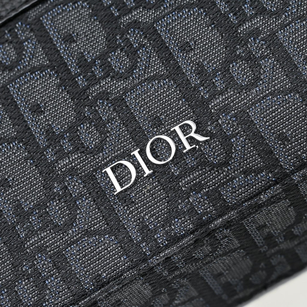 Elite Crossbody Bag – Black & Pearl White Small