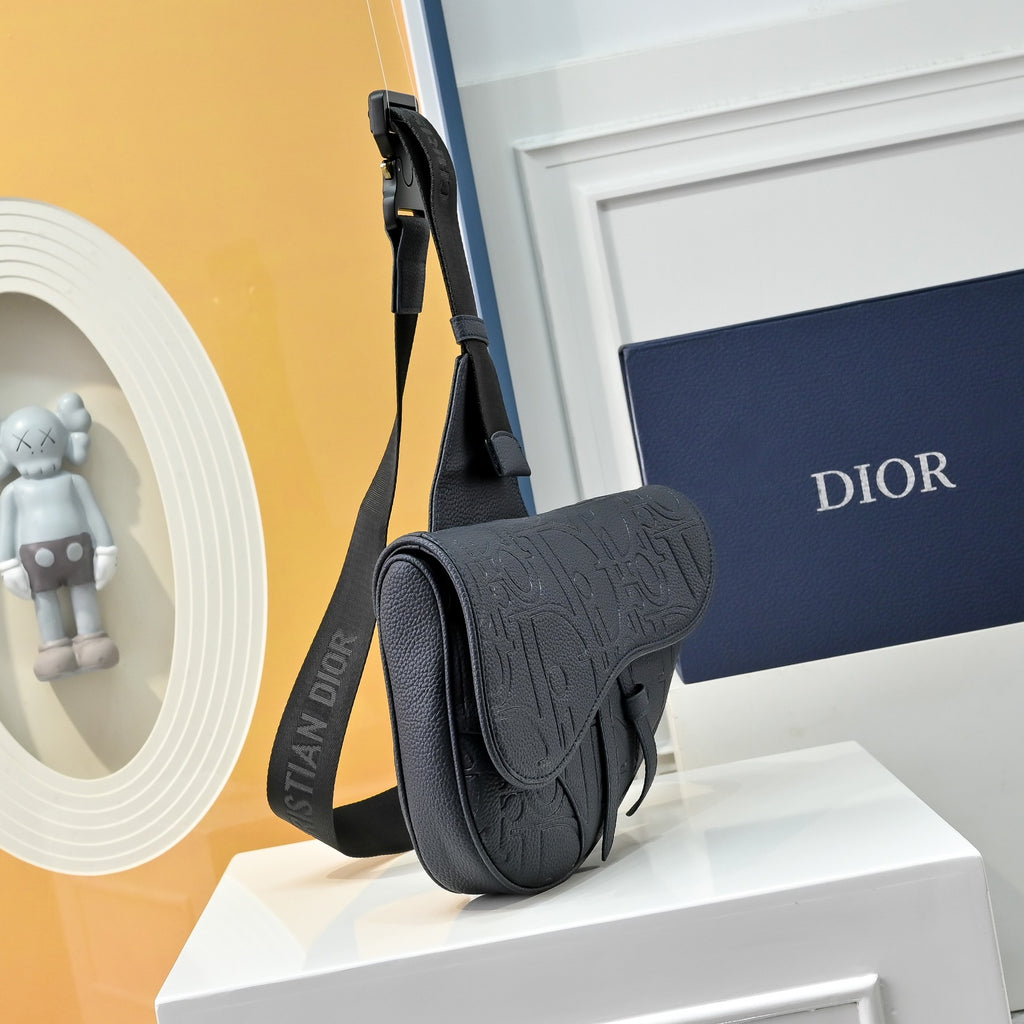 Elite Saddle Crossbody Bag – Monogram & Classic Black