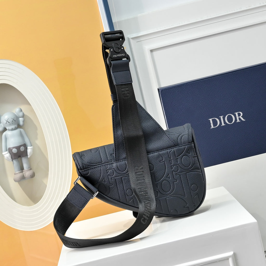 Elite Saddle Crossbody Bag – Monogram & Classic Black