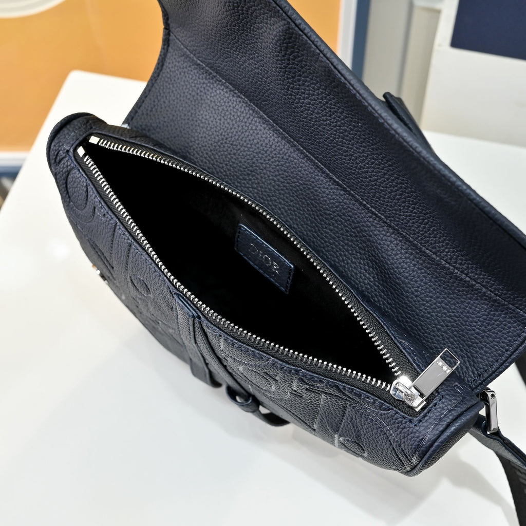 Elite Saddle Crossbody Bag – Monogram & Classic Black