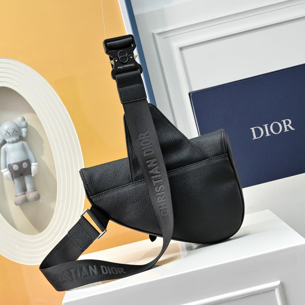 Elite Saddle Crossbody Bag – Monogram & Classic Black